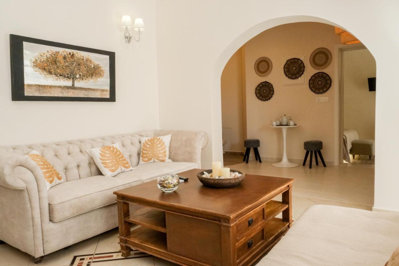 Residence By Georgia Studios Fira (Santorini) Exterior foto