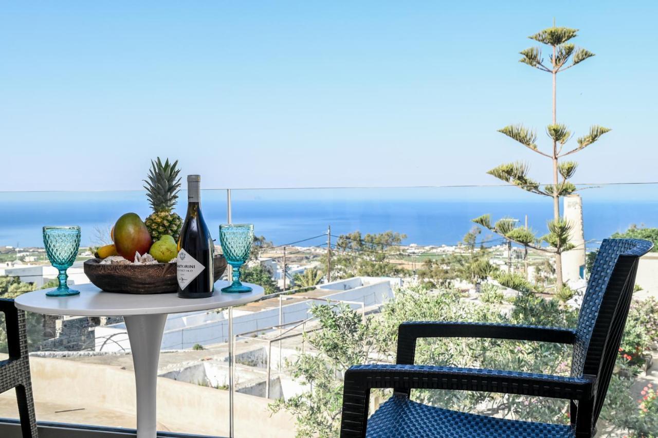 Residence By Georgia Studios Fira (Santorini) Exterior foto