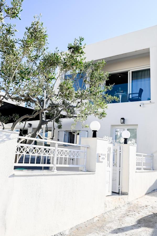 Residence By Georgia Studios Fira (Santorini) Exterior foto