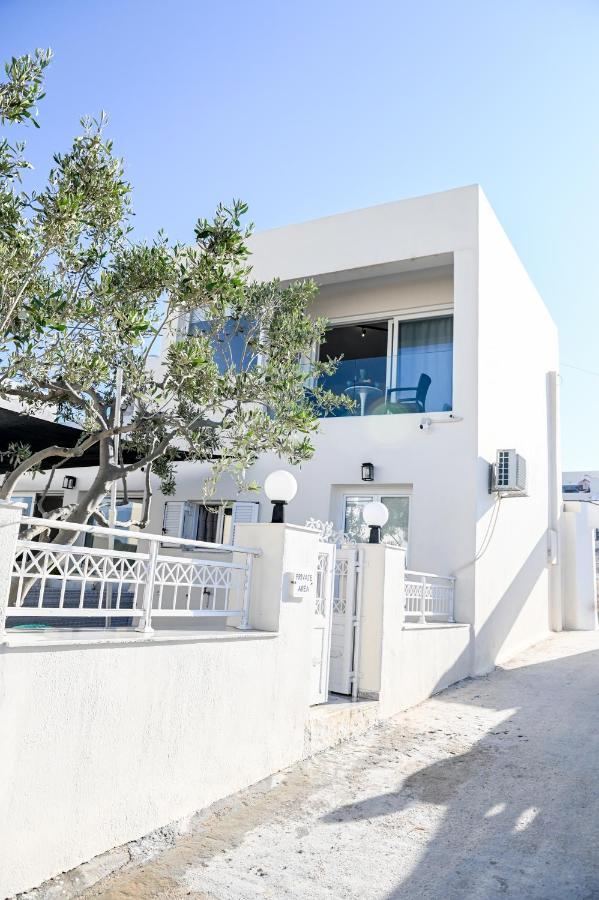 Residence By Georgia Studios Fira (Santorini) Exterior foto